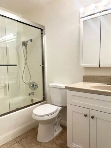 1084 E Evans Street, San Jacinto, CA 92583