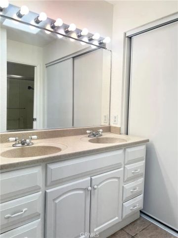 1084 E Evans Street, San Jacinto, CA 92583