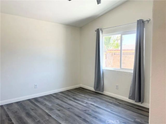 1084 E Evans Street, San Jacinto, CA 92583