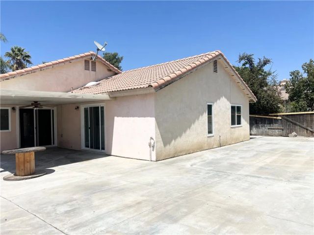 1084 E Evans Street, San Jacinto, CA 92583