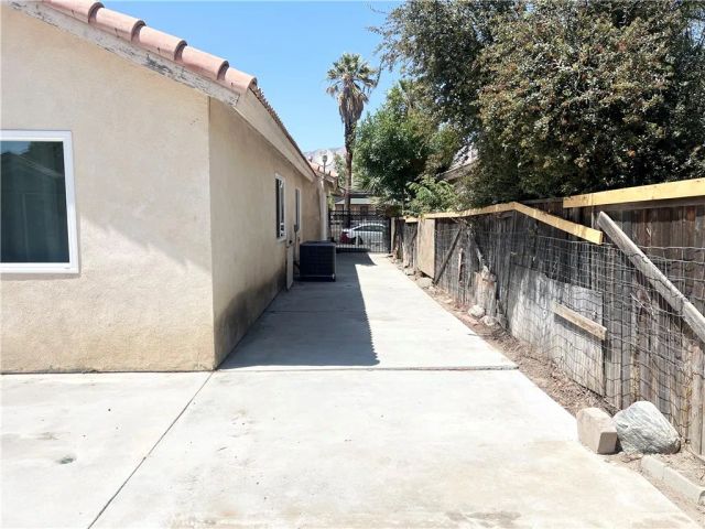 1084 E Evans Street, San Jacinto, CA 92583