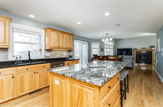2721 Boulder Ridge Drive NW, Rochester, MN 55901