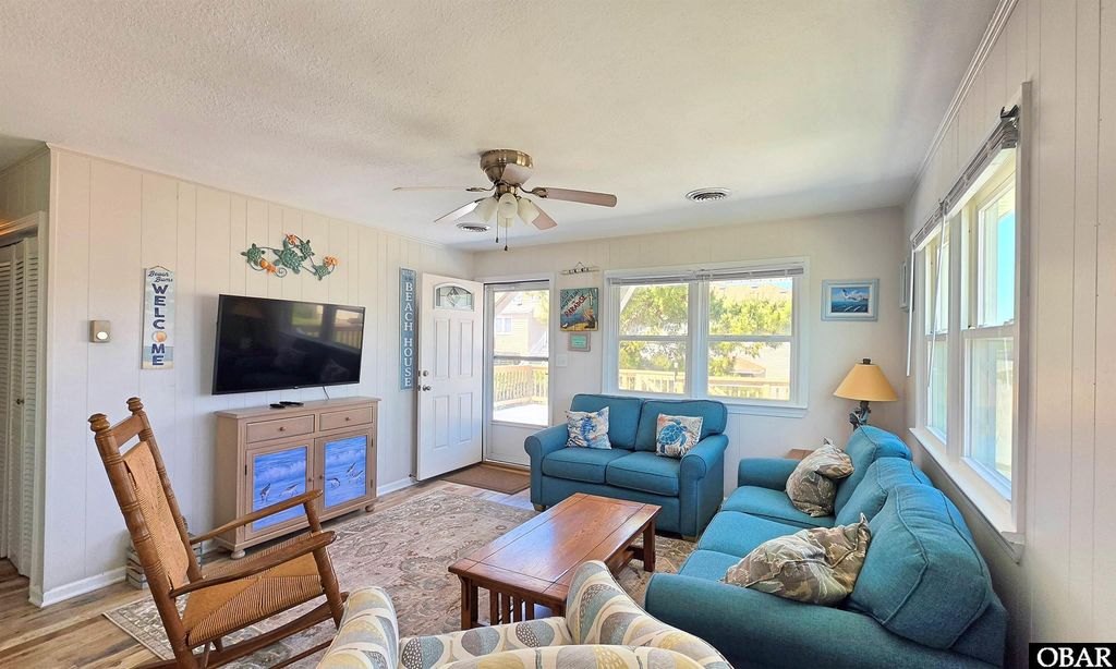 Image 7 of property listing at 8907A S Old Oregon Inlet Road Unit 1, Nags Head, NC 27959