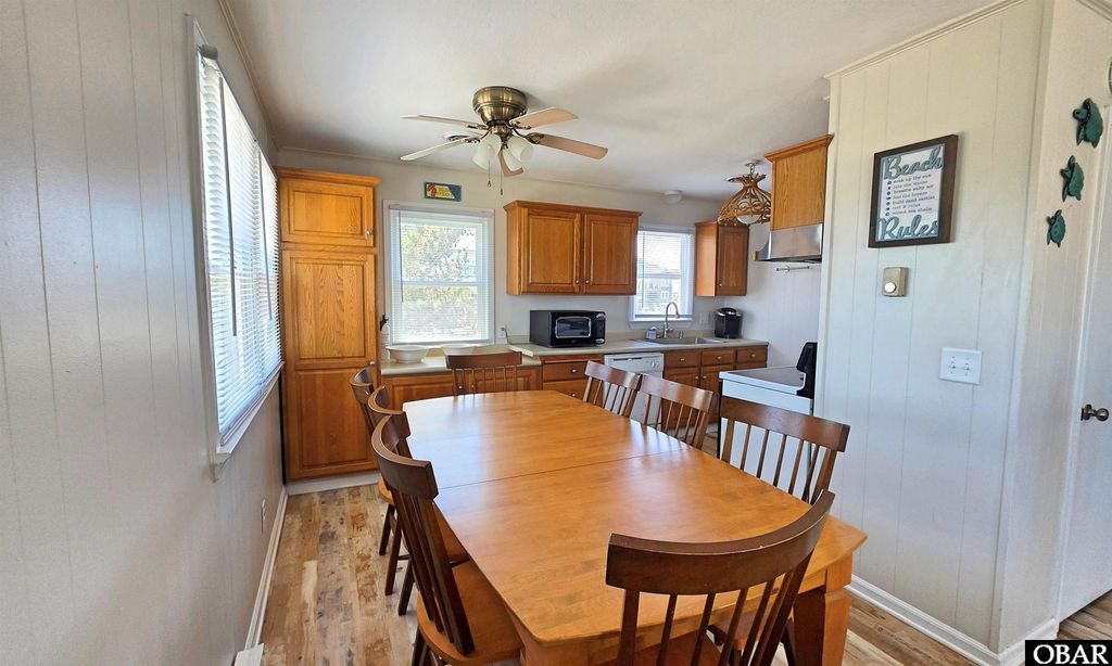 Image 8 of property listing at 8907A S Old Oregon Inlet Road Unit 1, Nags Head, NC 27959