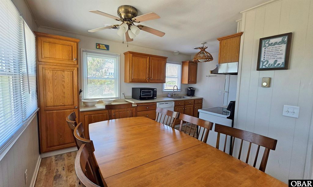 Image 9 of property listing at 8907A S Old Oregon Inlet Road Unit 1, Nags Head, NC 27959