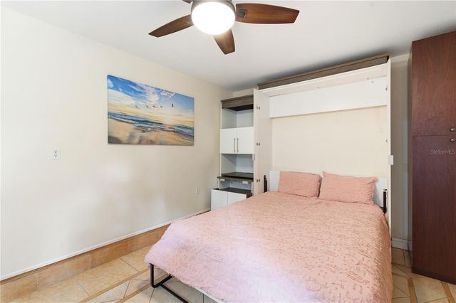 2710 16TH AVENUE N, St Petersburg, FL 33713