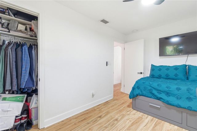 2710 16TH AVENUE N, St Petersburg, FL 33713