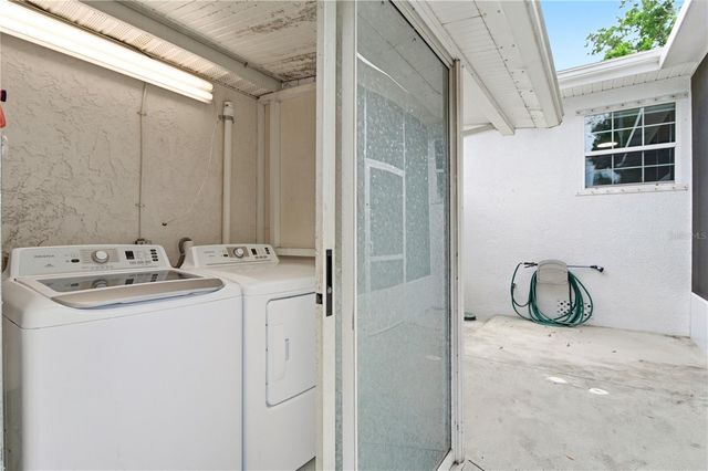 2710 16TH AVENUE N, St Petersburg, FL 33713