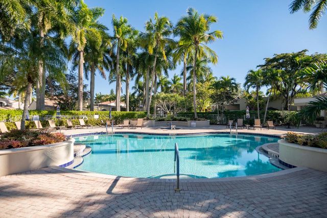 7691 Cardinal Court, West Palm Beach, FL 33412