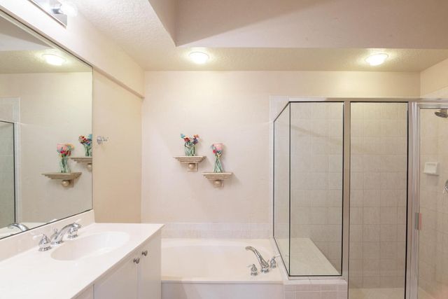 7691 Cardinal Court, West Palm Beach, FL 33412