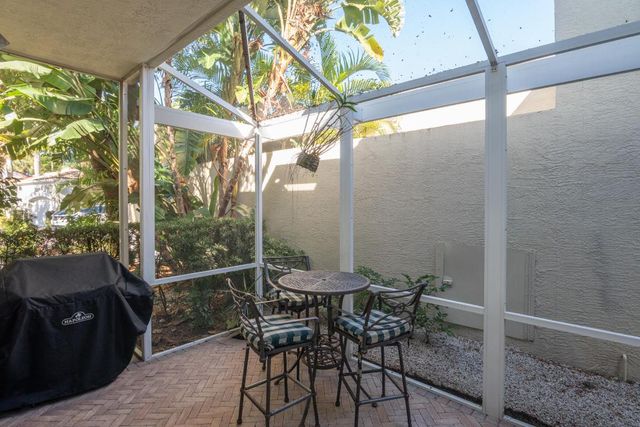 7691 Cardinal Court, West Palm Beach, FL 33412