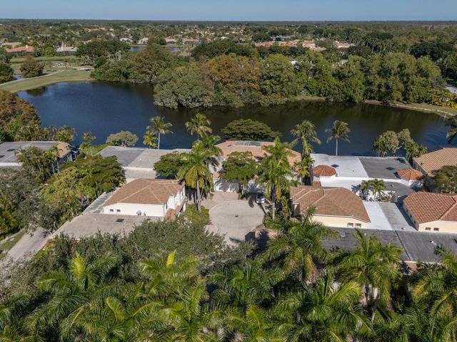 7691 Cardinal Court, West Palm Beach, FL 33412