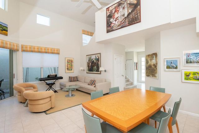 7691 Cardinal Court, West Palm Beach, FL 33412