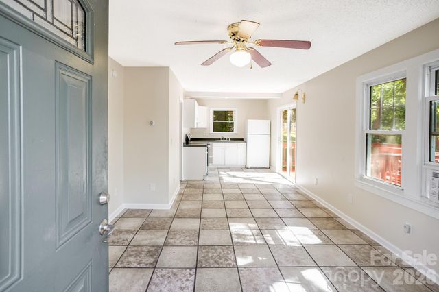 32 Swannanoa Avenue, Asheville, NC 28806