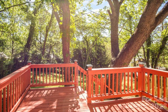 32 Swannanoa Avenue, Asheville, NC 28806