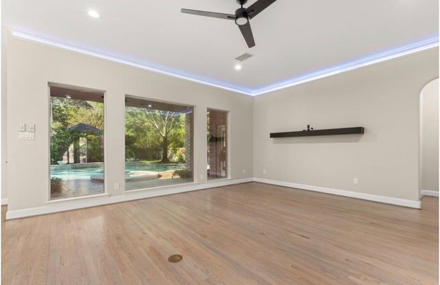 2831 Hazy Hillside Court, Houston, TX 77345