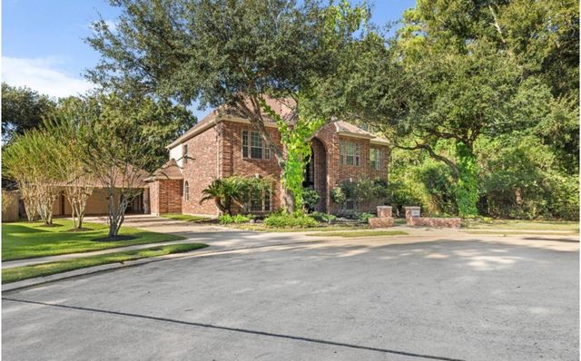 2831 Hazy Hillside Court, Houston, TX 77345