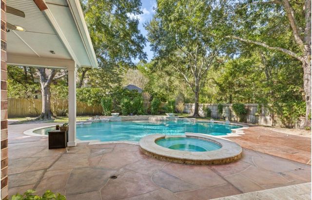 2831 Hazy Hillside Court, Houston, TX 77345