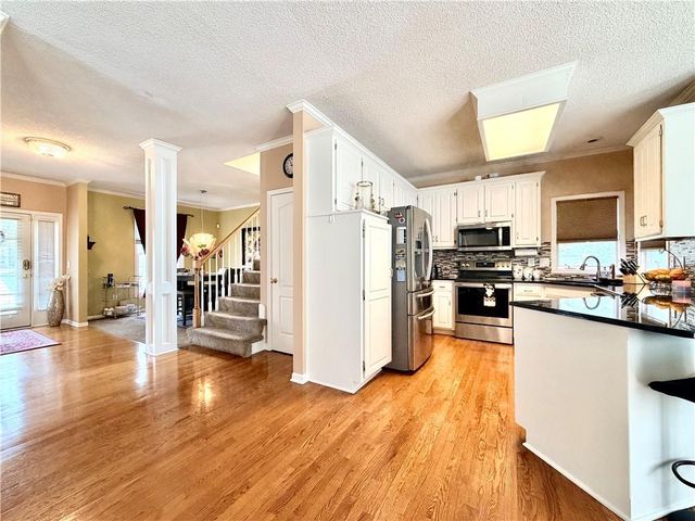 13920 W 143RD Court, Olathe, KS 66062