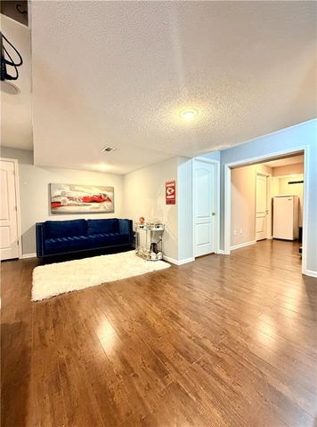 13920 W 143RD Court, Olathe, KS 66062