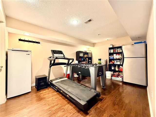 13920 W 143RD Court, Olathe, KS 66062