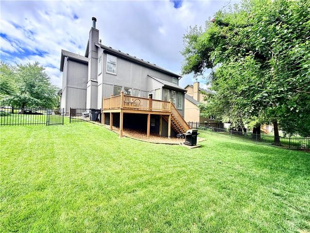 13920 W 143RD Court, Olathe, KS 66062