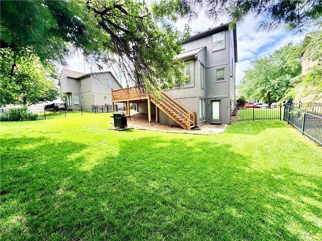 13920 W 143RD Court, Olathe, KS 66062