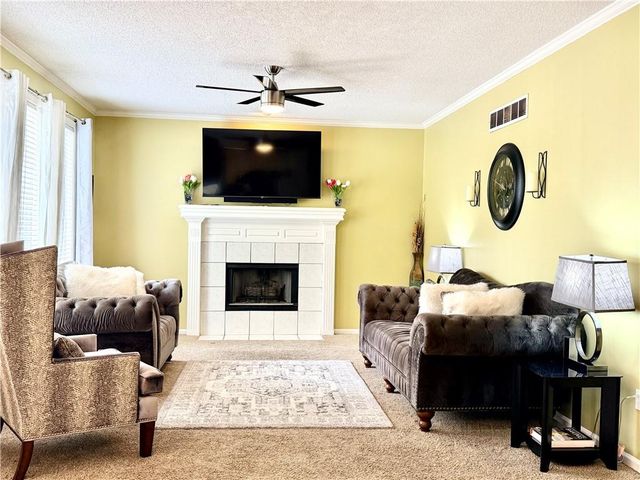 13920 W 143RD Court, Olathe, KS 66062