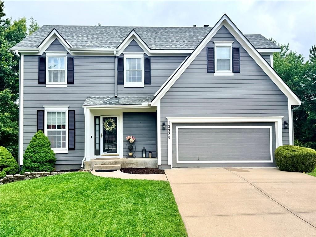 13920 W 143RD Court, Olathe, KS 66062