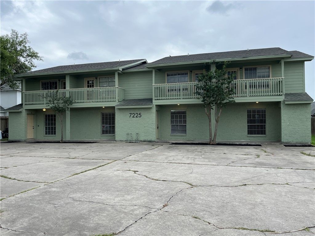 7225 Owen Ct C, Corpus Christi, TX 78413