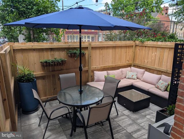 218 CUMBERLAND ST, Harrisburg, PA 17102