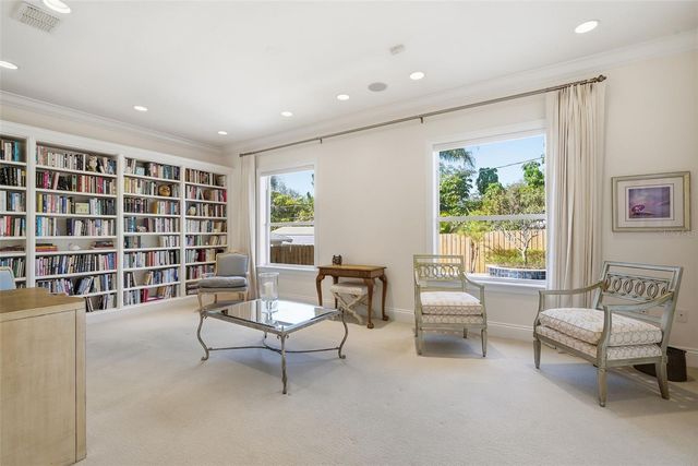 4117 W AZEELE STREET, Tampa, FL 33609