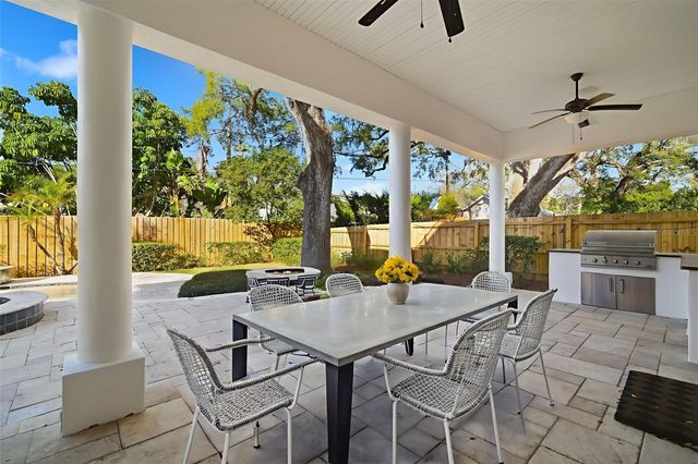 4117 W AZEELE STREET, Tampa, FL 33609