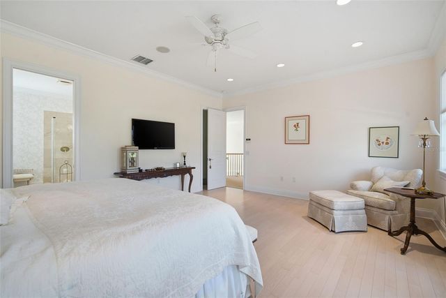 4117 W AZEELE STREET, Tampa, FL 33609