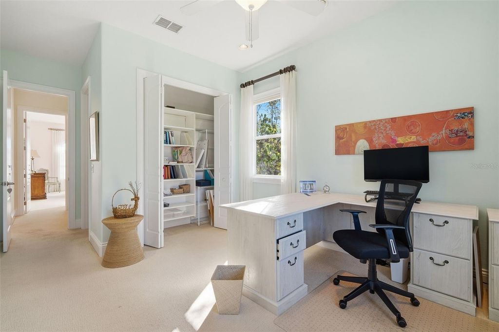 Image 44 of property listing at 4117 W AZEELE STREET, Tampa, FL 33609