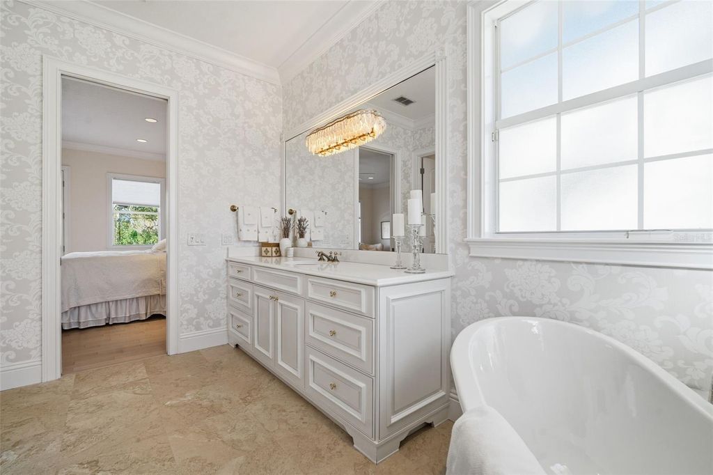 Image 53 of property listing at 4117 W AZEELE STREET, Tampa, FL 33609