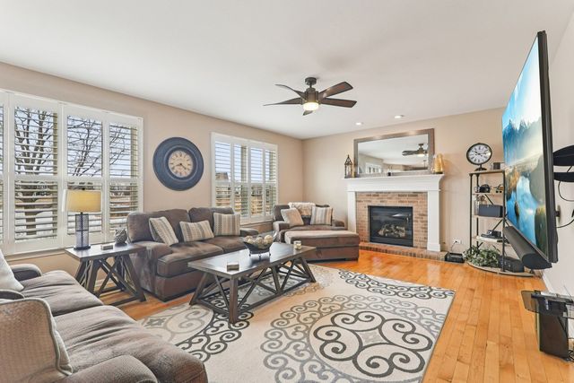 11723 Clark Lane, Huntley, IL 60142