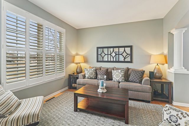 11723 Clark Lane, Huntley, IL 60142