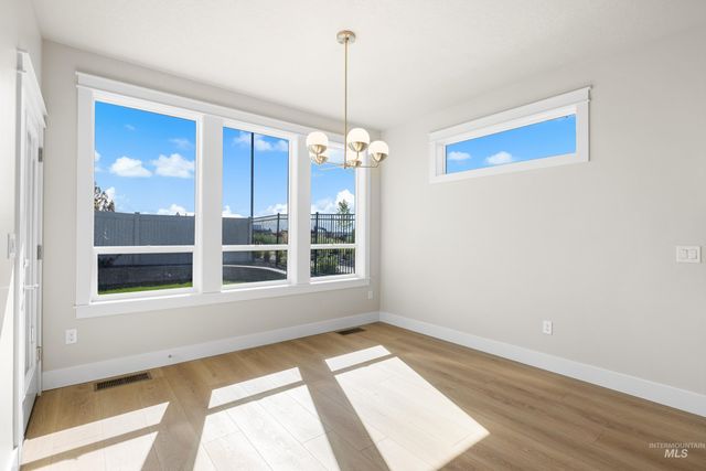 9528 Green Cottage Ave, Kuna, ID 83634