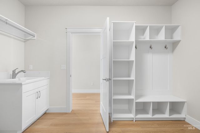 9528 Green Cottage Ave, Kuna, ID 83634