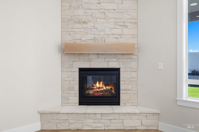 9528 Green Cottage Ave, Kuna, ID 83634