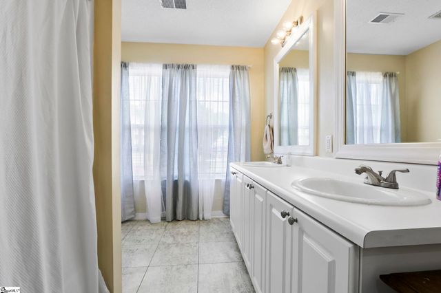 428 Grazing Ridge Lane, Moore, SC 29369