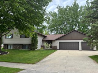 1814 Northern Heights Lane NE, Rochester, MN 55906