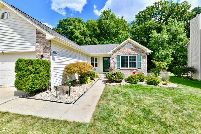 11893 Cedar Drive, Fishers, IN 46037
