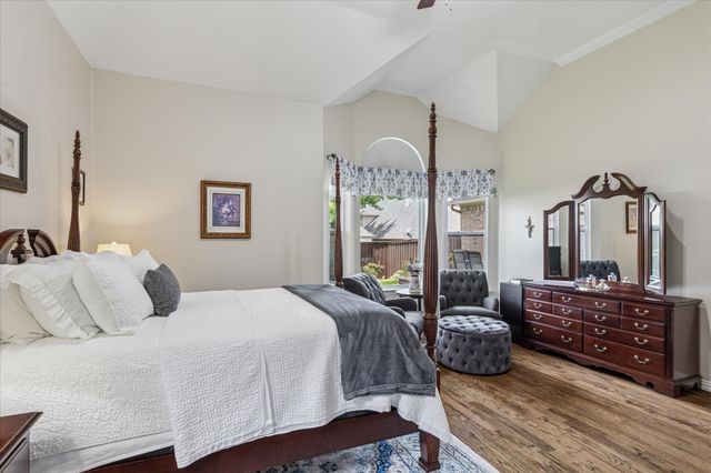 18727 Greenside Drive, Dallas, TX 75252