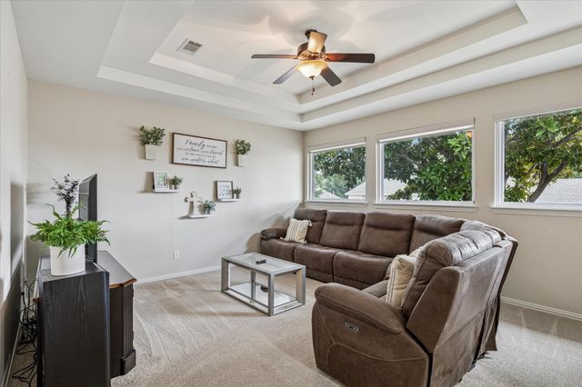 18727 Greenside Drive, Dallas, TX 75252