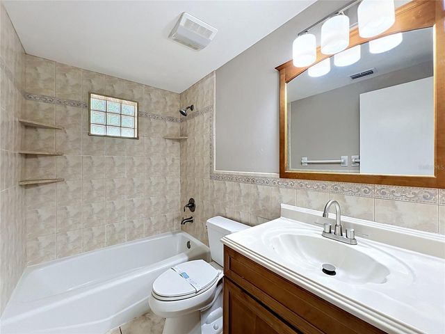 808 FALKIRK AVENUE, Valrico, FL 33594