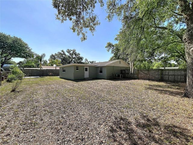 808 FALKIRK AVENUE, Valrico, FL 33594