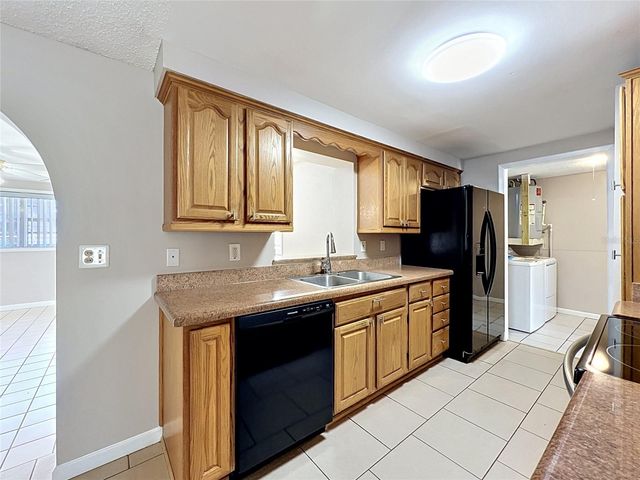 808 FALKIRK AVENUE, Valrico, FL 33594