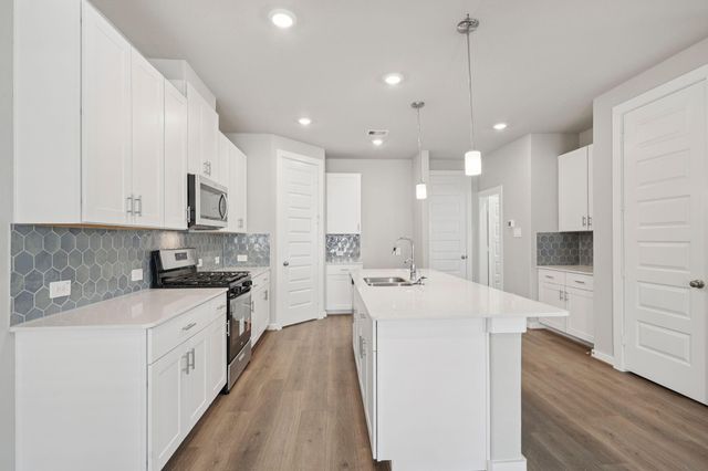 714 Sand Dollar Drive, Kemah, TX 77565